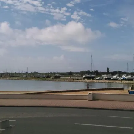 Maison De Vacances Face Plan D'Eau Classee La Faute-sur-Mer Exterior photo